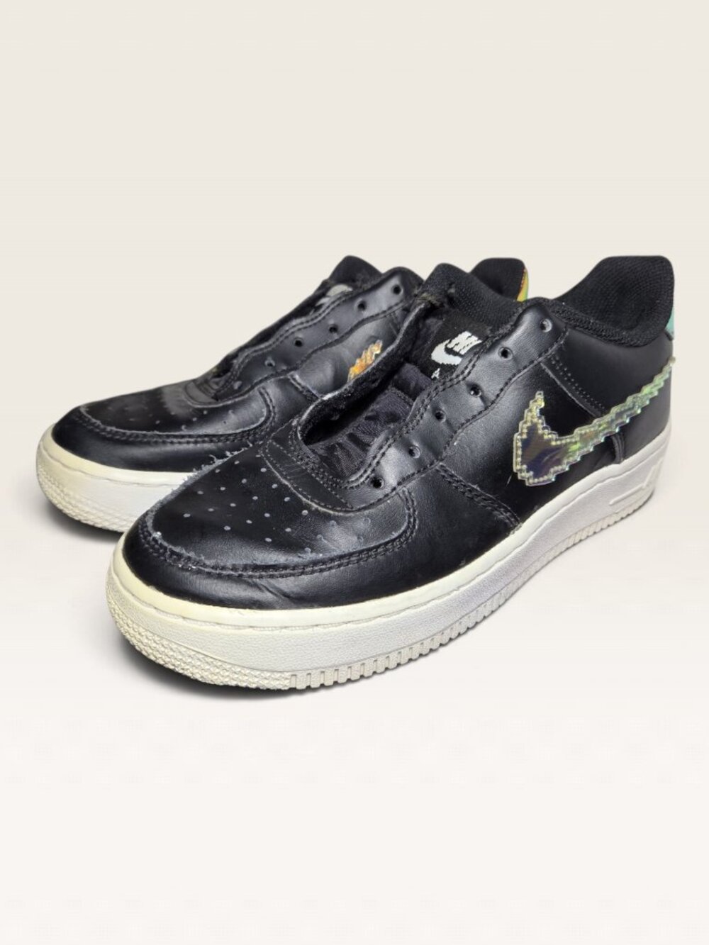 Nike Air Force 1 Low LV8 Digital Swoosh Black Gamer 4Y CW1577-002 Flaw